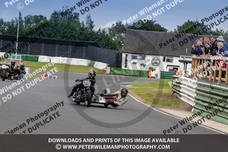 Vintage motorcycle club;eventdigitalimages;mallory park;mallory park trackday photographs;no limits trackdays;peter wileman photography;trackday digital images;trackday photos;vmcc festival 1000 bikes photographs